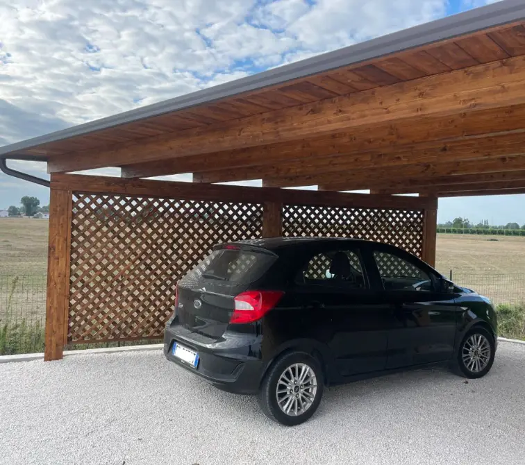 legno-massello-di-alta-qualità