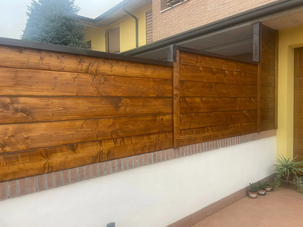 recinzioni-divisorie-staccionate-legno-a-mantova